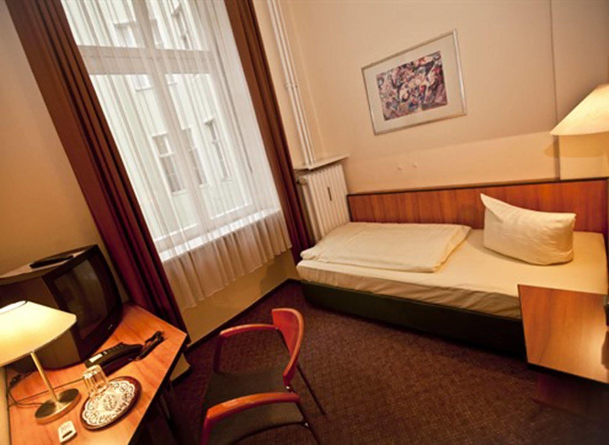Rewari Hotel Berlin Exterior photo